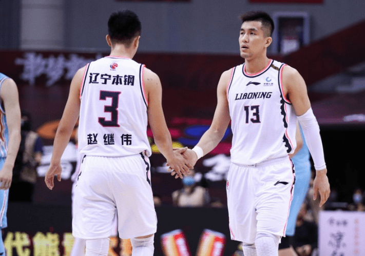 CBA常规赛倒计时，巴黎圣日耳曼今夜刷新队史纪录，细节引发关注，底气十足，临场指挥获称赞的简单介绍