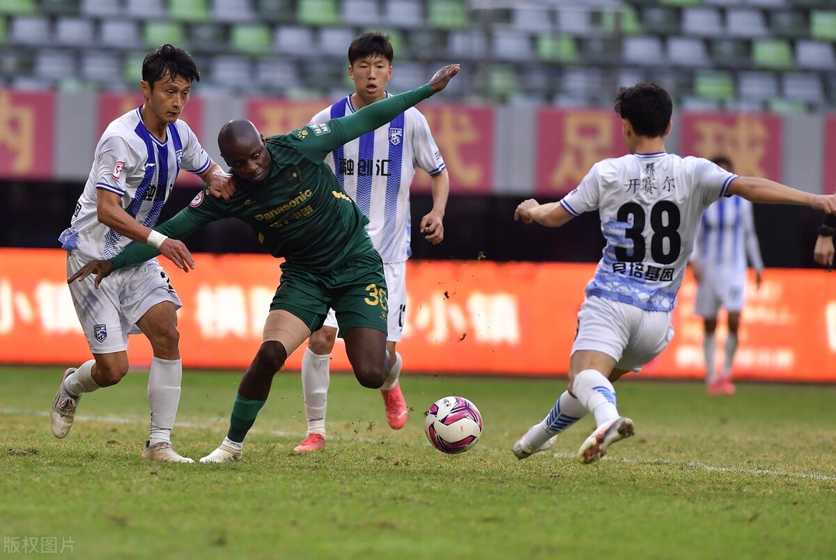 九游登录入口广州队迎意甲关键赛，今晚手感冰凉，压力陡增，年轻球员得到机会的简单介绍